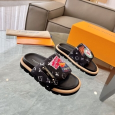 Louis Vuitton Slippers